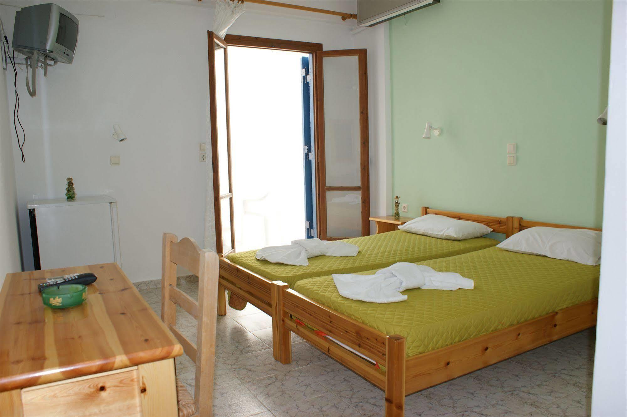 Magic View Aparthotel Naxos City ภายนอก รูปภาพ