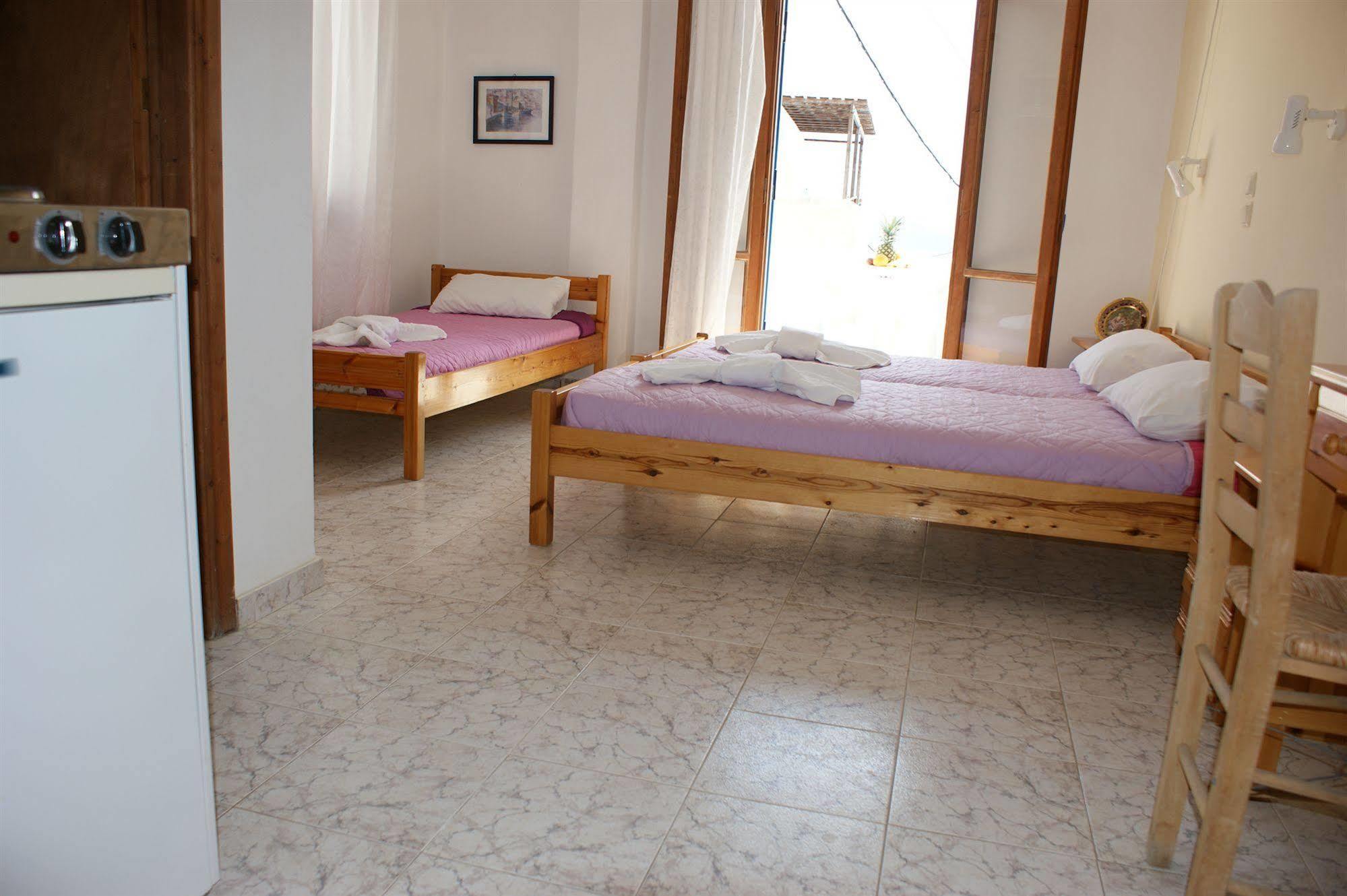 Magic View Aparthotel Naxos City ภายนอก รูปภาพ