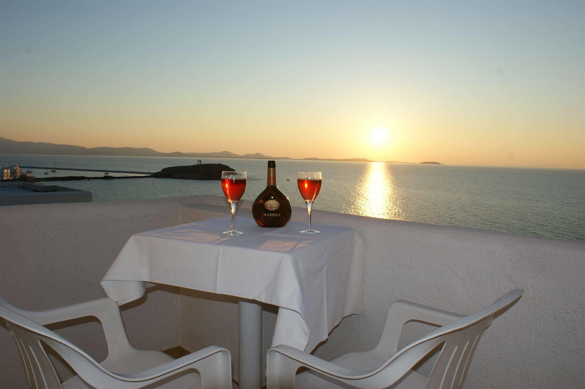 Magic View Aparthotel Naxos City ภายนอก รูปภาพ